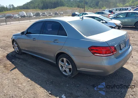 2015 Mercedes-Benz E 350 z USA, uszkodzony, nr VIN WDDHF5KBXFB132330